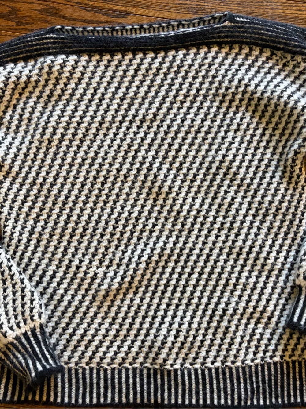 Lou & Grey chunky heavy knit sweater